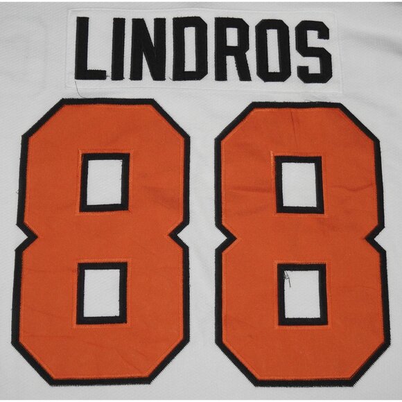 Vintage 90s Starter Philadelphia Flyers Eric Lindros #88 NHL Jersey Adult Medium - Picture 9 of 10